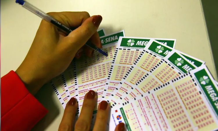 NINGUÉM ACERTOU: MEGA-SENA ACUMULA NOVAMENTE E PRÊMIO VAI A R$ 41 MILHÕES PARA O PRÓXIMO SORTEIO