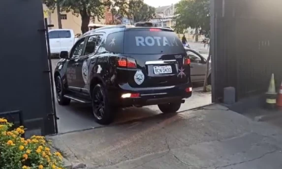 Operação contra tráfico de drogas e comércio ilegal de armas é deflagrada no Oeste do Paraná.