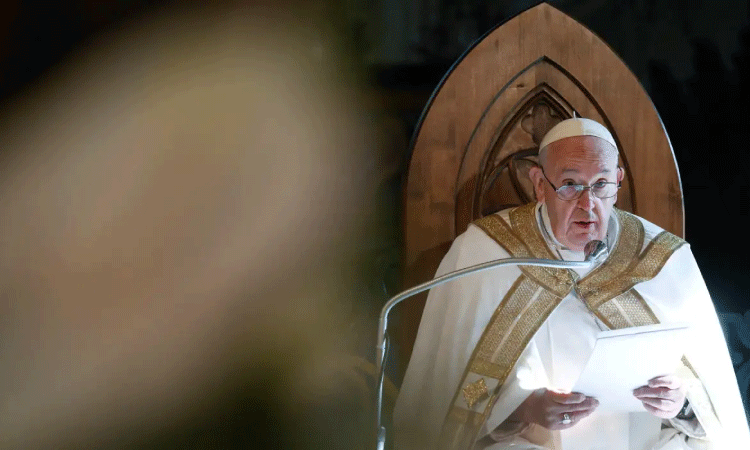 Papa pede que acordo de cessar-fogo em Gaza seja respeitado.