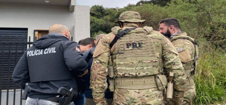 PARANÁ: Polícia prende quadrilha envolvida em roubos de cargas no PR.