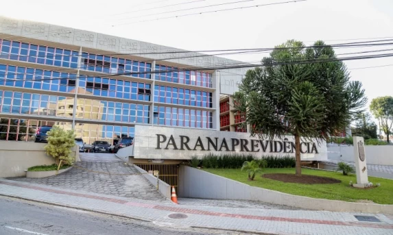 Paranaprevidência: beneficiários devem atualizar dados para evitar bloqueio de pagamentos