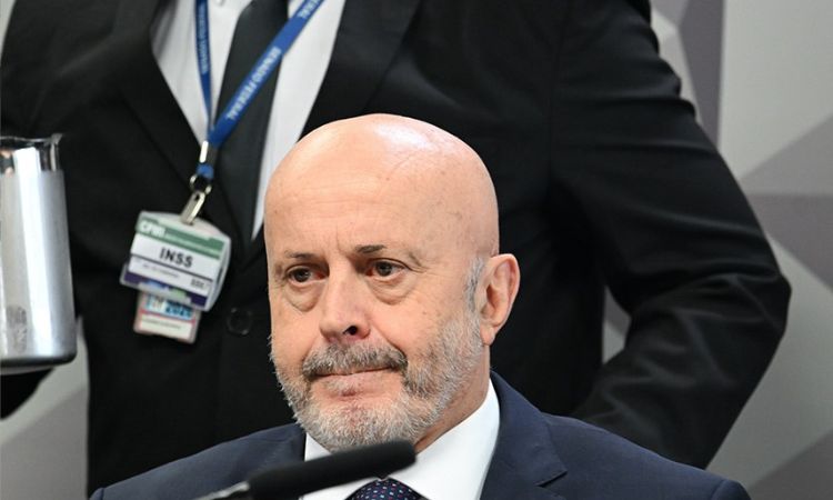 POLÊMICA NA CPMI: TESTEMUNHA AFIRMA QUE FILHO DE LULA RECEBEU “MESADA” DE R$ 300 MIL DO ‘CARECA DO INSS’