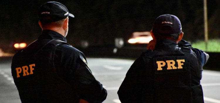 POLICIAL: PRF e Polícia Civil prendem marido acusado de assassinar esposa em Pato Branco (PR).