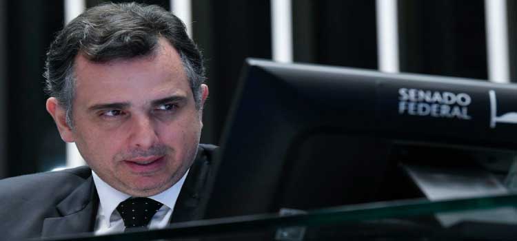POLÍTICA: Presidente do Senado reúne líderes para viabilizar piso da enfermagem.