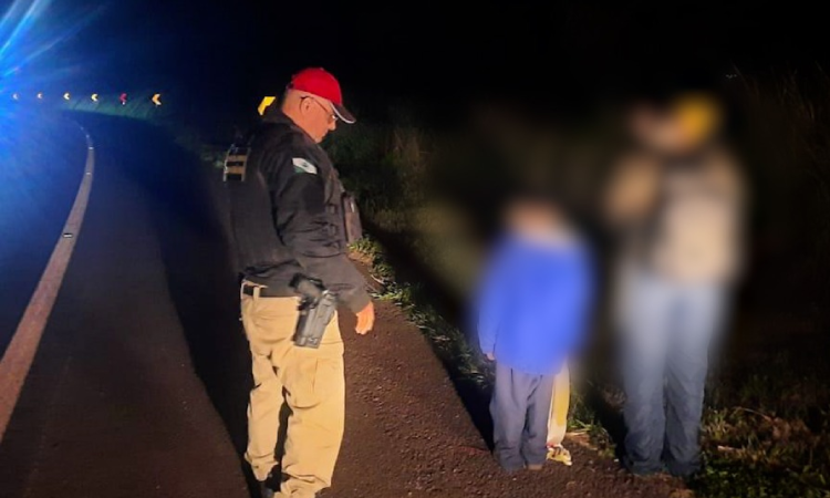 PRE resgata duas crianças que caminhavam sozinhas à madrugada na BR-369