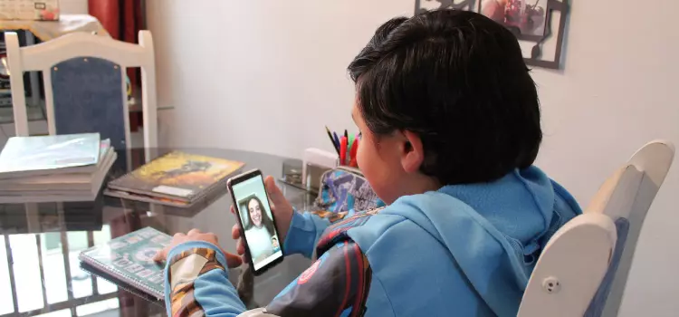 Primeiro mês de aulas teve quase um milhão de meets