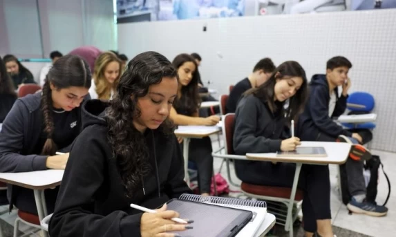 BC informa que teto para rotativo vale a partir desta quarta-feira