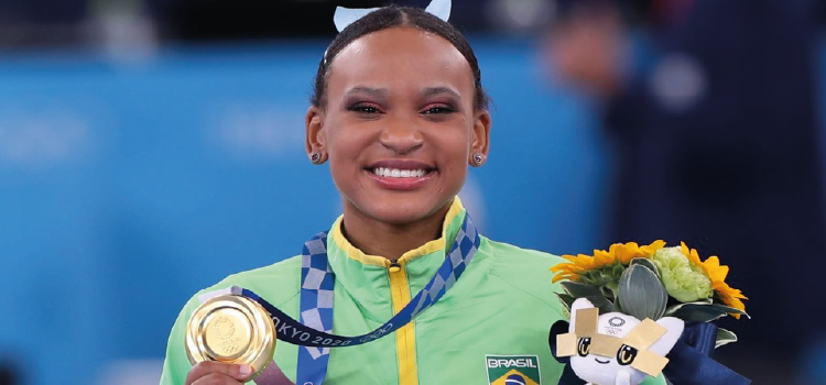 Rebeca Andrade salta para a história e é ouro nas Olimpíadas de Tóquio.