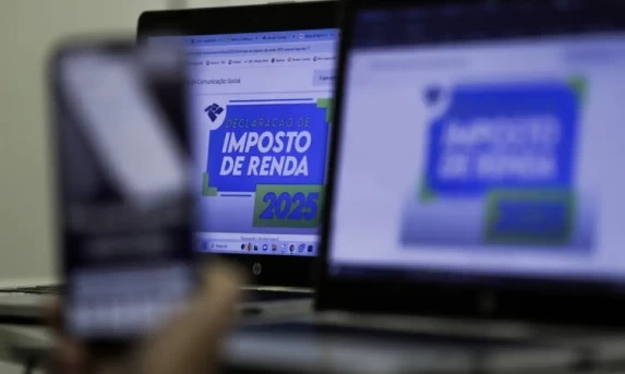 Receita abre consulta a novo lote de restituição na segunda-feira