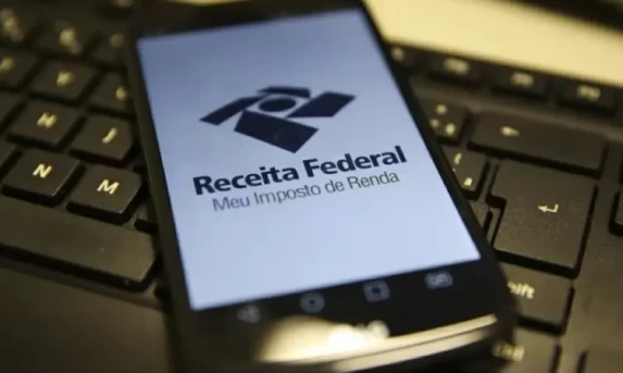 Receita abre hoje consulta ao 4º lote de restituição do IR 2024.