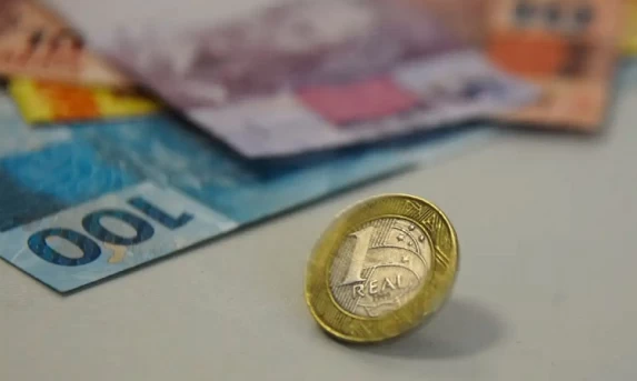 Receita paga lote da malha fina do Imposto de Renda nesta segunda