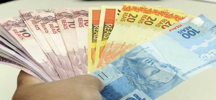 RENUMERAÇÃO: Governo eleva estimativa de inflação, e salário mínimo em 2023 pode subir para R$ 1.293