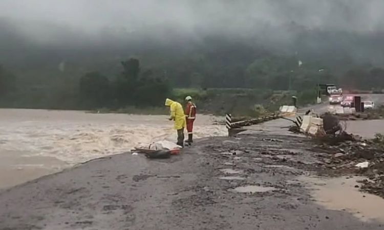 Rio Grande do Sul inicia semana com alerta para forte tempestade