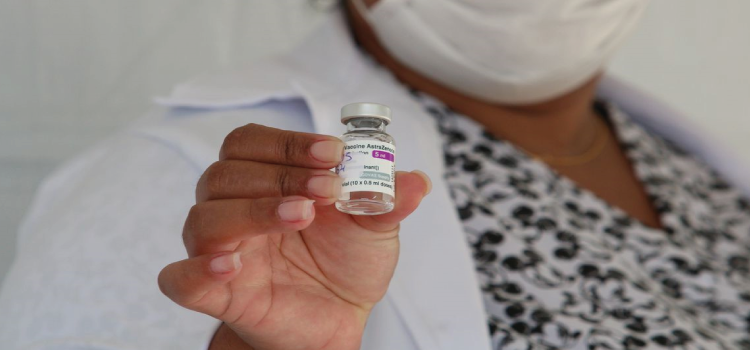 SAÚDE: 53 milhões de brasileiros estão aptos a tomar dose de reforço