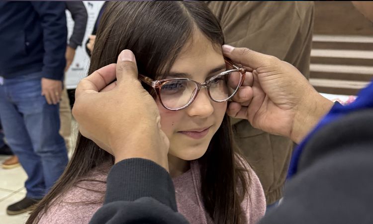 Saúde em Foco: Segunda fase do Bons Olhos Paraná já supera 100 mil atendimentos em apenas 60 dias