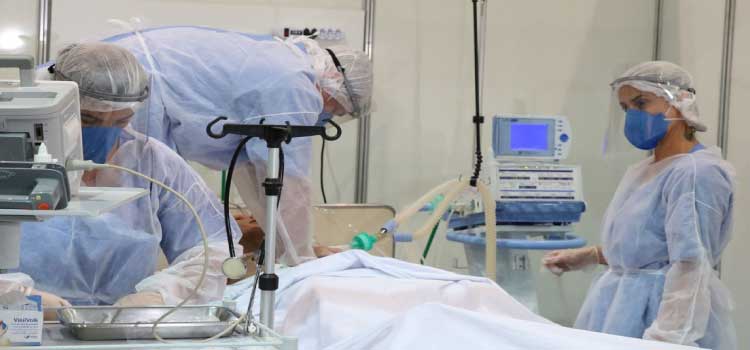 SAÚDE: Governo define plano de cargos e salários do Médicos pelo Brasil