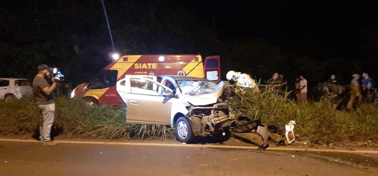 TRÂNSITO: Motorista morre e três pessoas ficam feridas após acidente entre dois carros na BR-369.