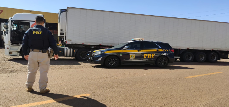 TRÂNSITO: PRF prende motorista por direção perigosa e embriaguez, após 12 km de acompanhamento tático