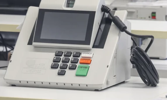 BC informa que teto para rotativo vale a partir desta quarta-feira