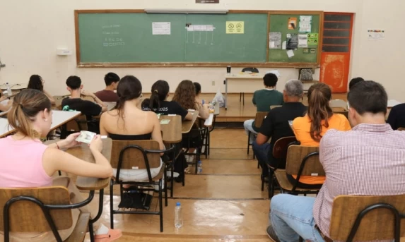 UEL disponibiliza 487 vagas remanescentes em 35 cursos para o ano letivo 2025